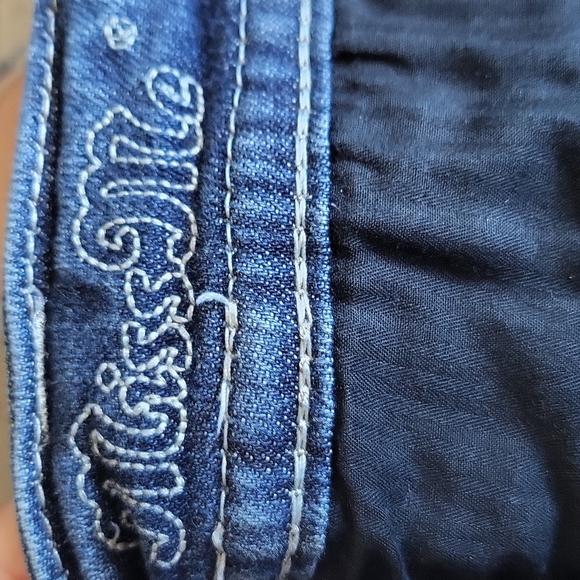 Miss Me Straight Leg Jeans - Picture 12 of 12